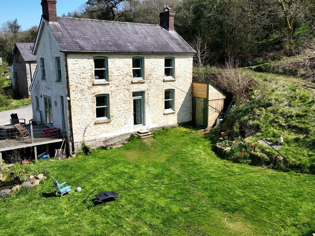 2 bed farm for sale in Carmarthenshire SA32 image 27
