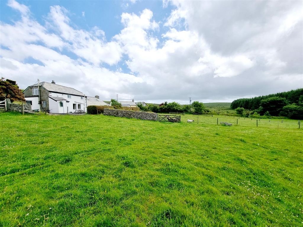 3 bed detached house for sale in Cornwall PL15 image 1