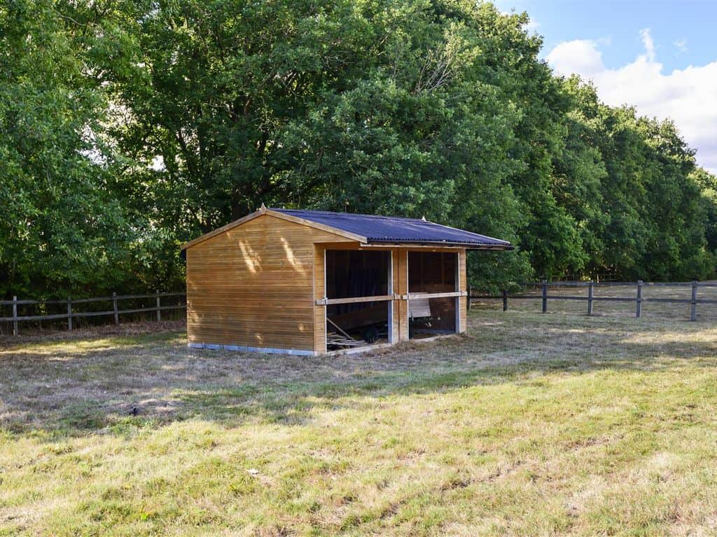 3 bed equestrian property for sale in Kent ME17 image 22