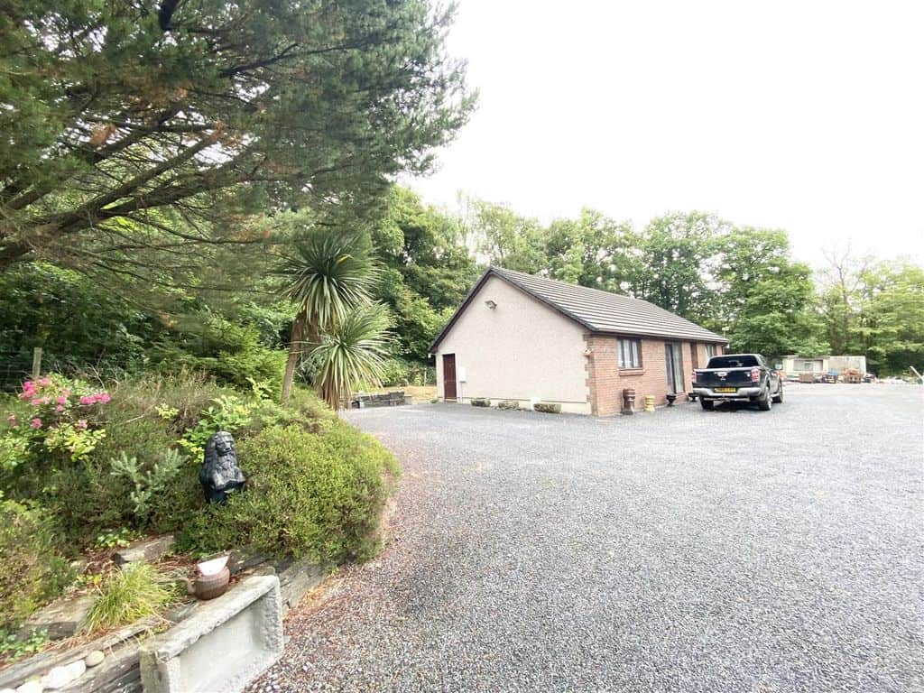 3 bed farm for sale in Carmarthenshire SA33 image 1