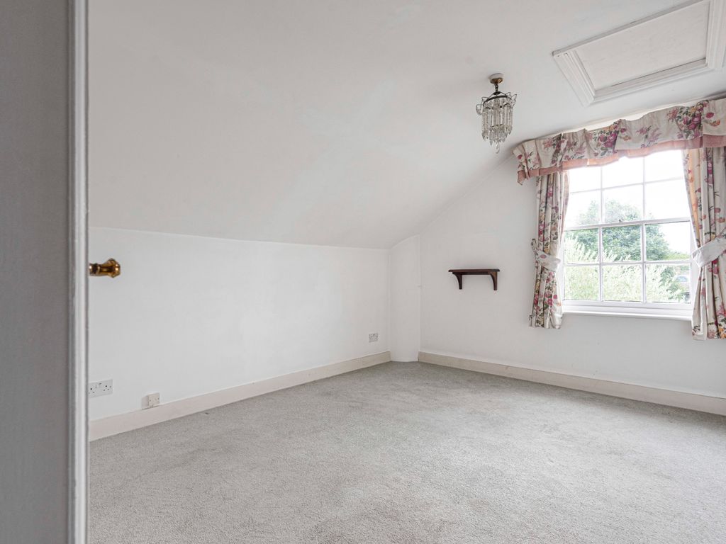 3 bed flat for sale in Oxfordshire RG9 image 16