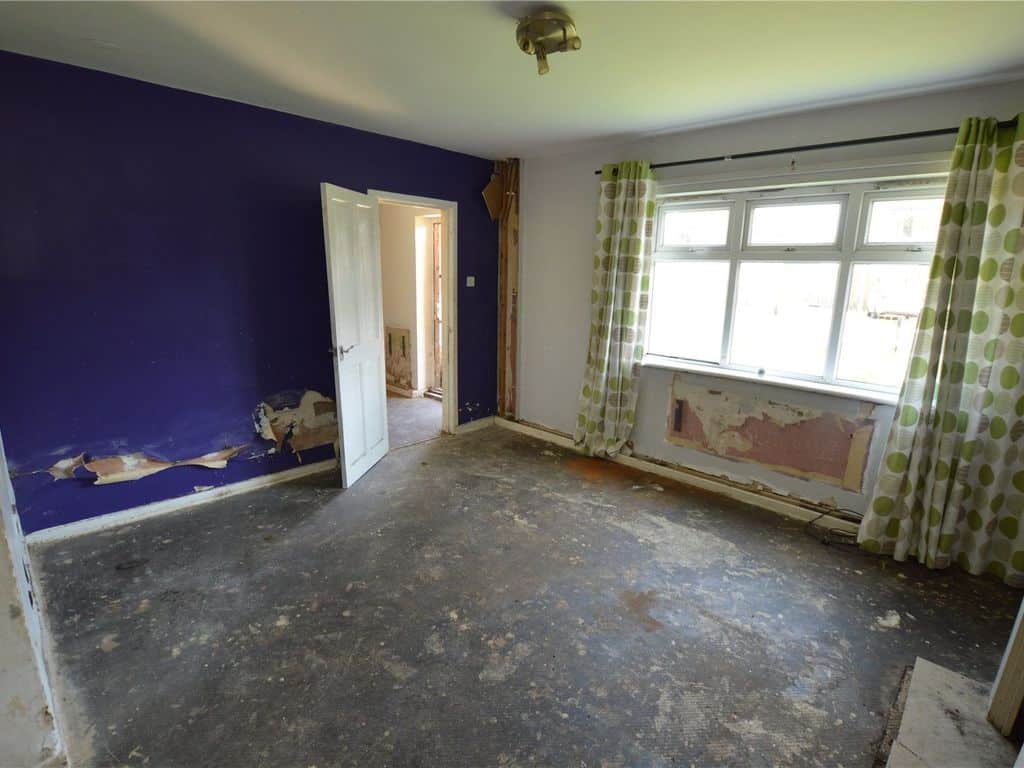 3 bed semi-detached house for sale in West Yorkshire BD6 image 4