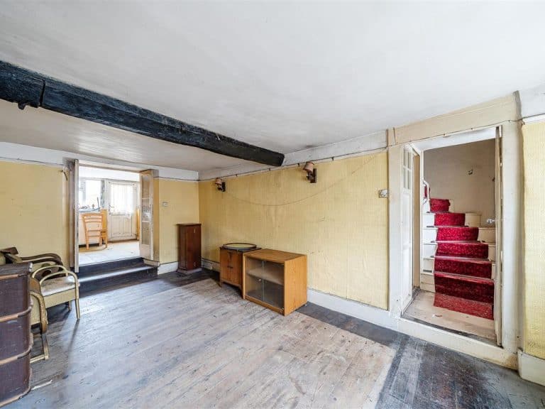 3 bed semidetached house for sale in High Street, Littleton Panell