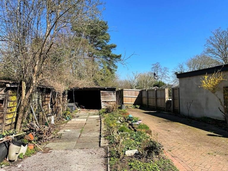 3 bed semidetached house for sale in High Street, Littleton Panell