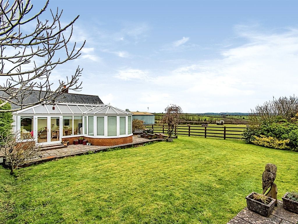 4 bed bungalow for sale in Carmarthenshire SA34 image 11