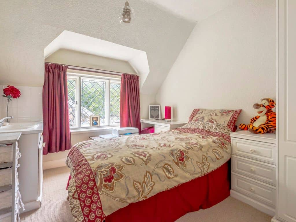 4 bed cottage for sale in Nottinghamshire S81 image 17
