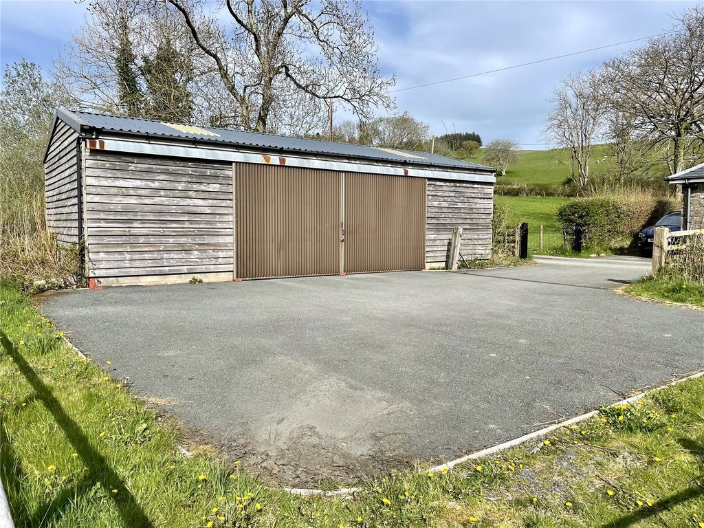 4 bed cottage for sale in Powys SY18 image 17