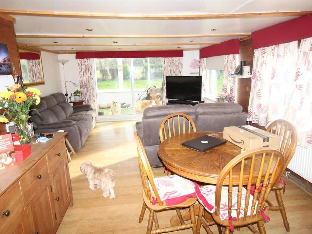 4 bed detached house for sale in Carmarthenshire SA18 image 6