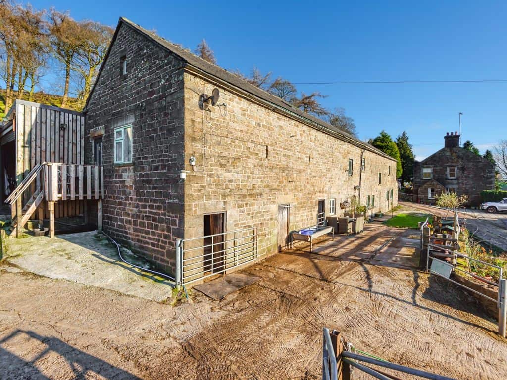 6 bed farmhouse for sale in Derbyshire SK17 image 2