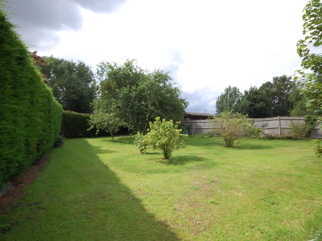 Land for sale in Lincolnshire LN11 image 11