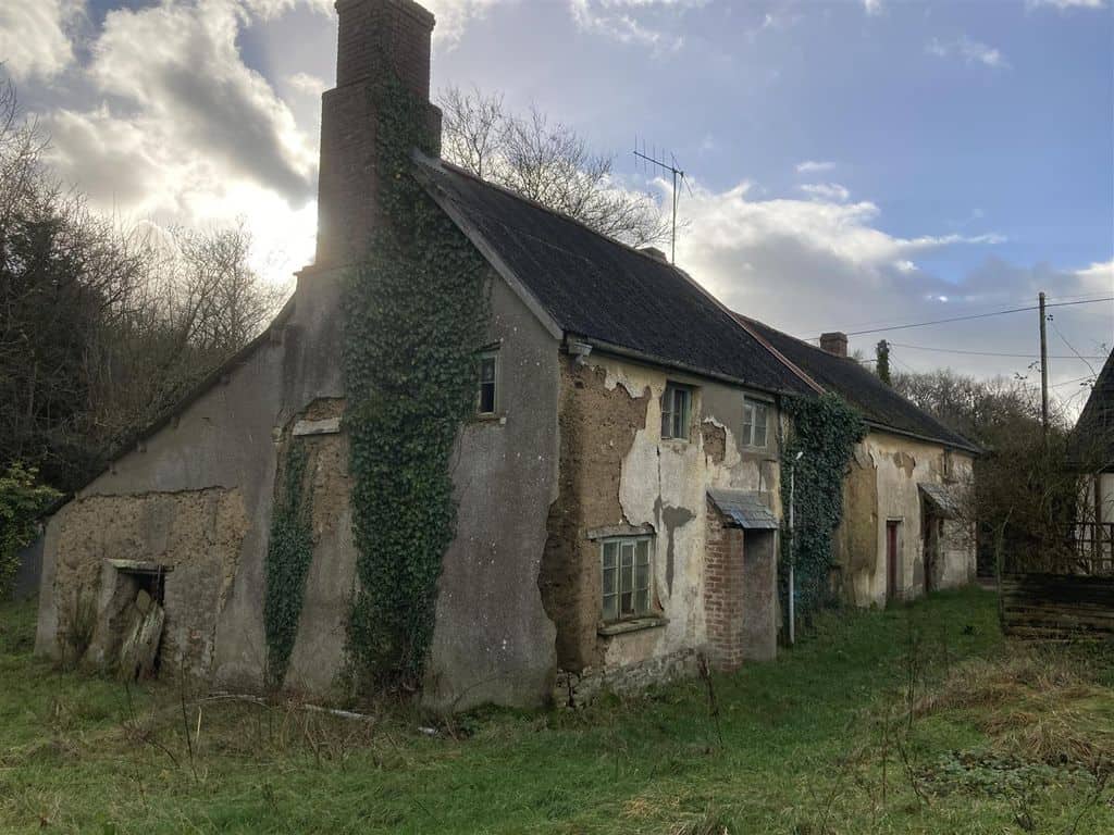 Property for sale in Devon EX18 image 3