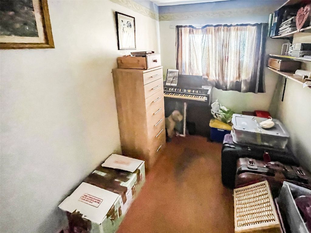 4 bed bungalow for sale in Gwynedd LL36 image 8