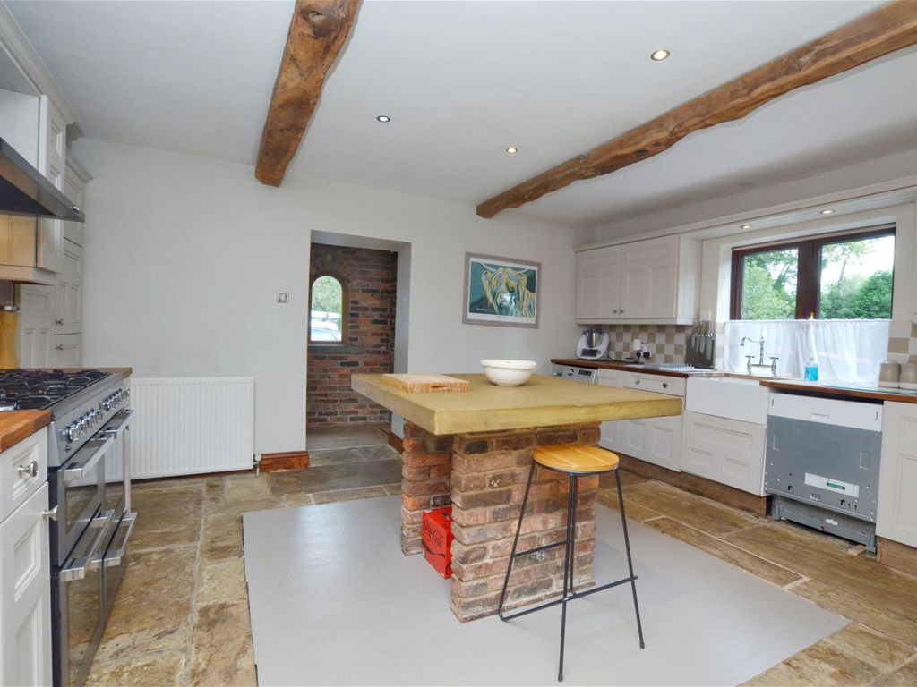 4 bed detached house for sale in South Yorkshire S72 image 11