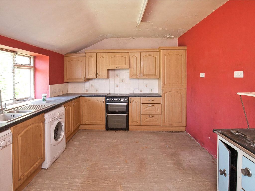 4 bed property for sale in Dorset SP7 image 2